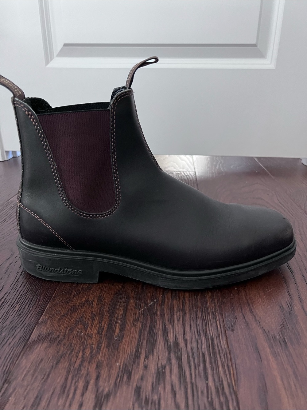 Blundstone Tasmania Men’s Chelsea Boots Dark Brown Size 10.5 EUC